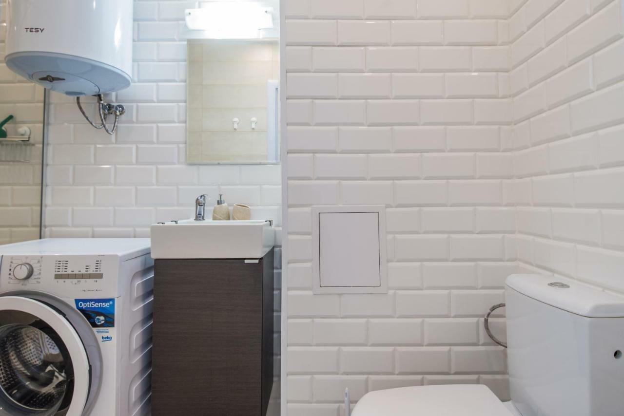 סופיה Cinecitta - One Bedroom Lion'S Bridge Apartment מראה חיצוני תמונה
