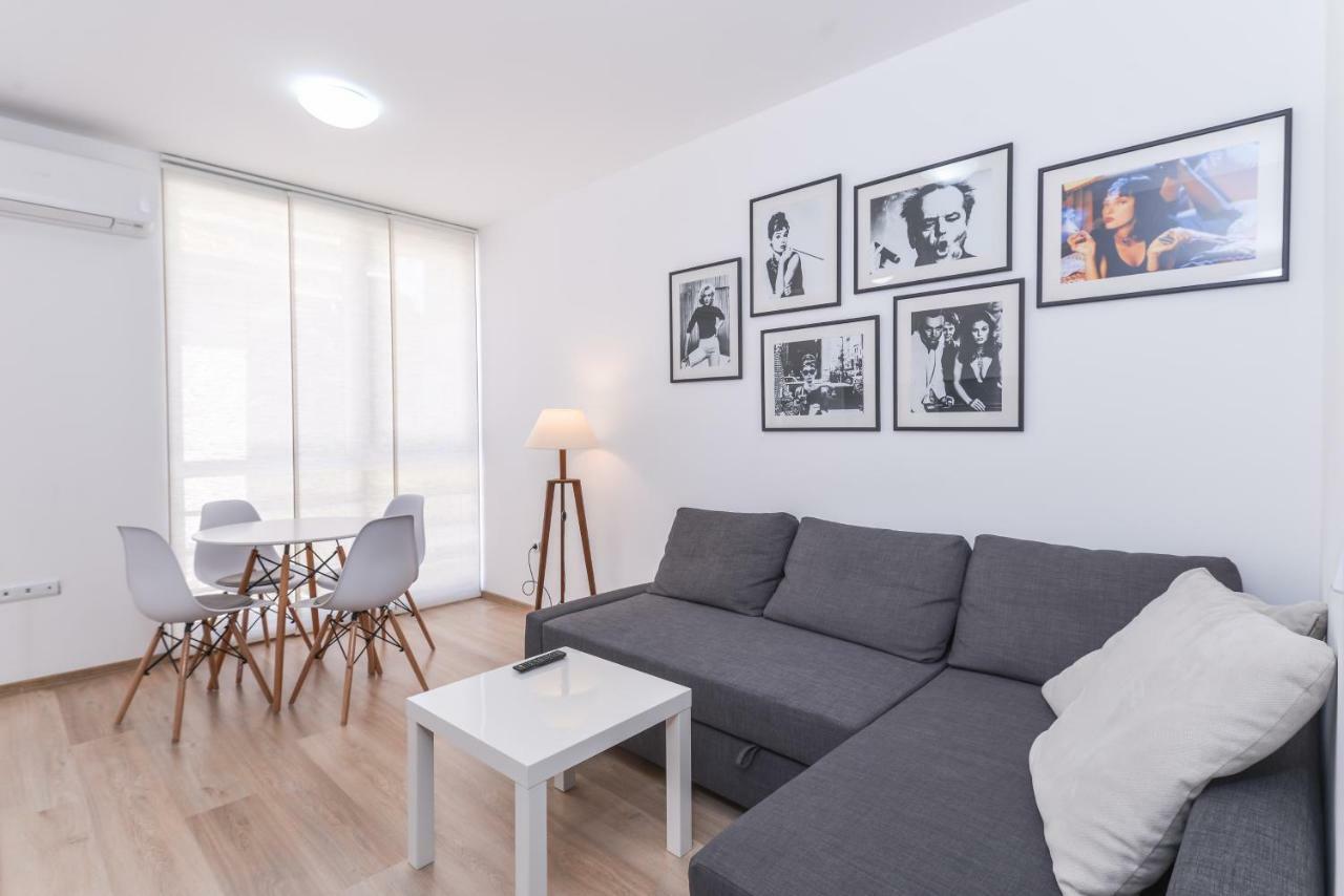 סופיה Cinecitta - One Bedroom Lion'S Bridge Apartment מראה חיצוני תמונה