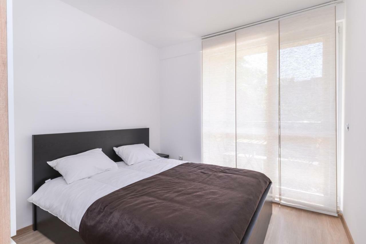 סופיה Cinecitta - One Bedroom Lion'S Bridge Apartment מראה חיצוני תמונה